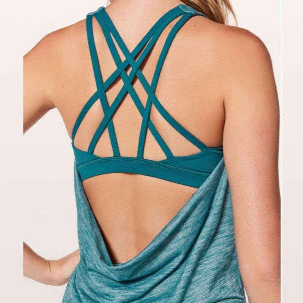Lululemon Free to Be Serene 2-in-1 Tank, Size 6